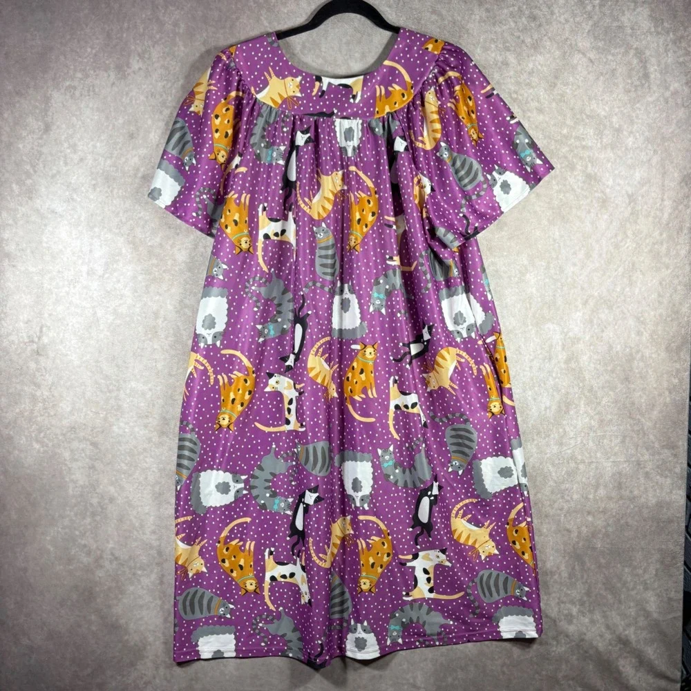 Anthony Richards House Dress Women Size XL Purple Cat Polka Dot Muumuu Nightgown